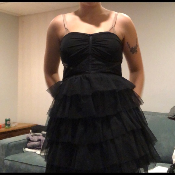 Guess Dresses & Skirts - ❤️3/$20❤️ GUESS Dress